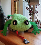 In the hoop Frog beanbag with fly on it's tongue embroidery design by snugglepuppyapplique.com