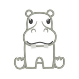 Bébé hippopotame