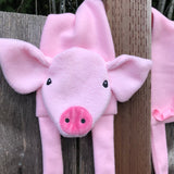 In the hoop Pig scarf embroidery design by Snugglepuppyapplique.com