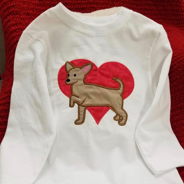 Chihuahua Valentine applique embroidery Design, a large heart behind a chihuahua with one front paw up, snugglepuppyapplique.com