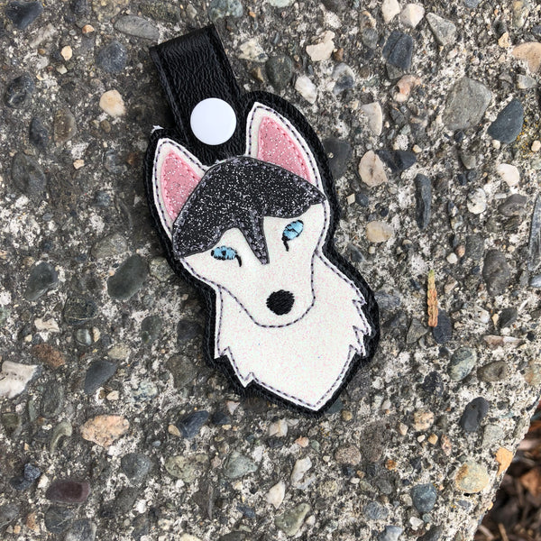 In the hoop Husky key fob snap tab embroidery design by snugglepuppyapplique.com