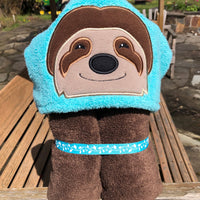 Sloth Peek for hooded towel embroidery Design by snugglepuppyapplique.com