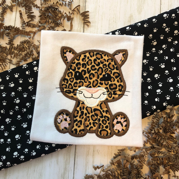 Cougar/jaguar Appliqué Embroidery Design, snugglepuppyapplique.com